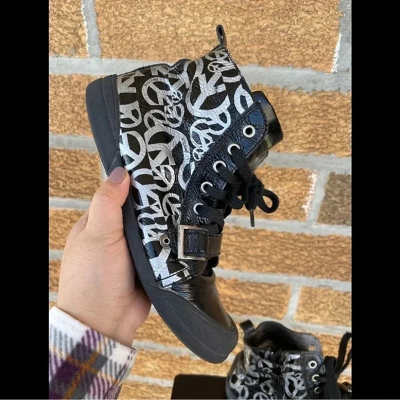 Moschino sneakers size 36/5.5 - Picture 2 of 16